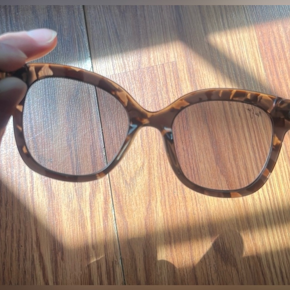 Maui Jim Sunglasses - Picture 3 of 7